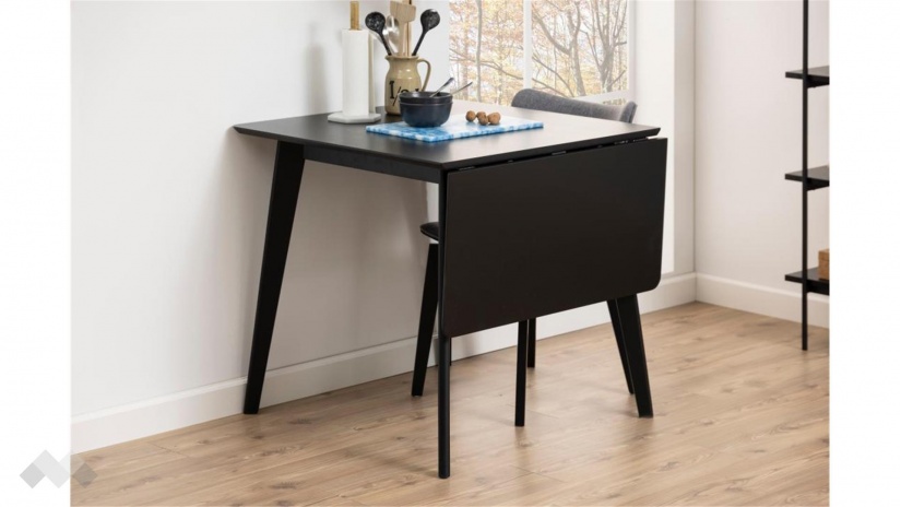 Трапезна маса Роксби разтегателни черен мат - изглед 1 - МебелМаг Трапезна маса Роксби разтегателни черен мат - изглед 1